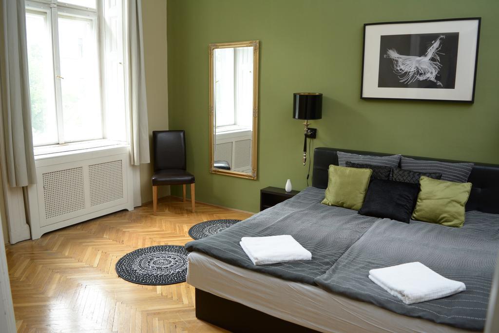 International Apartments Budapest Room photo